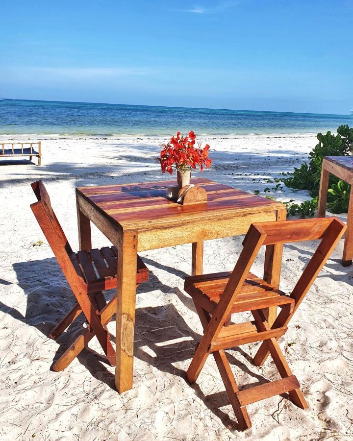Blue Palm Zanzibar Panzió Bwejuu Kültér fotó