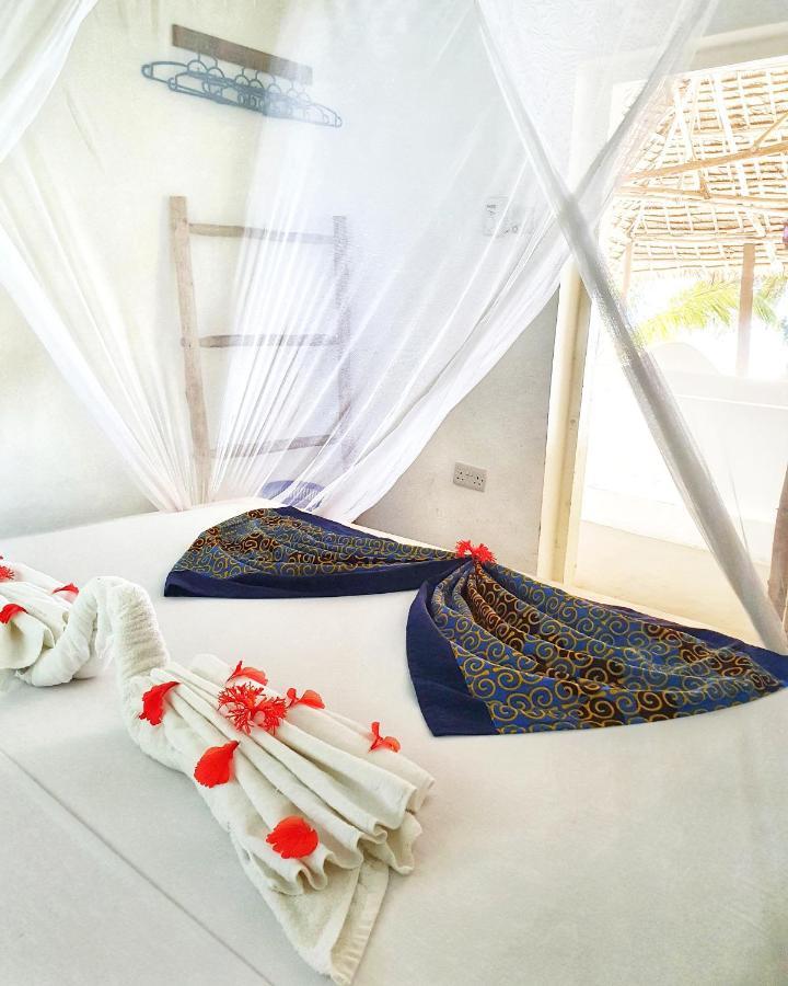 Blue Palm Zanzibar Panzió Bwejuu Kültér fotó
