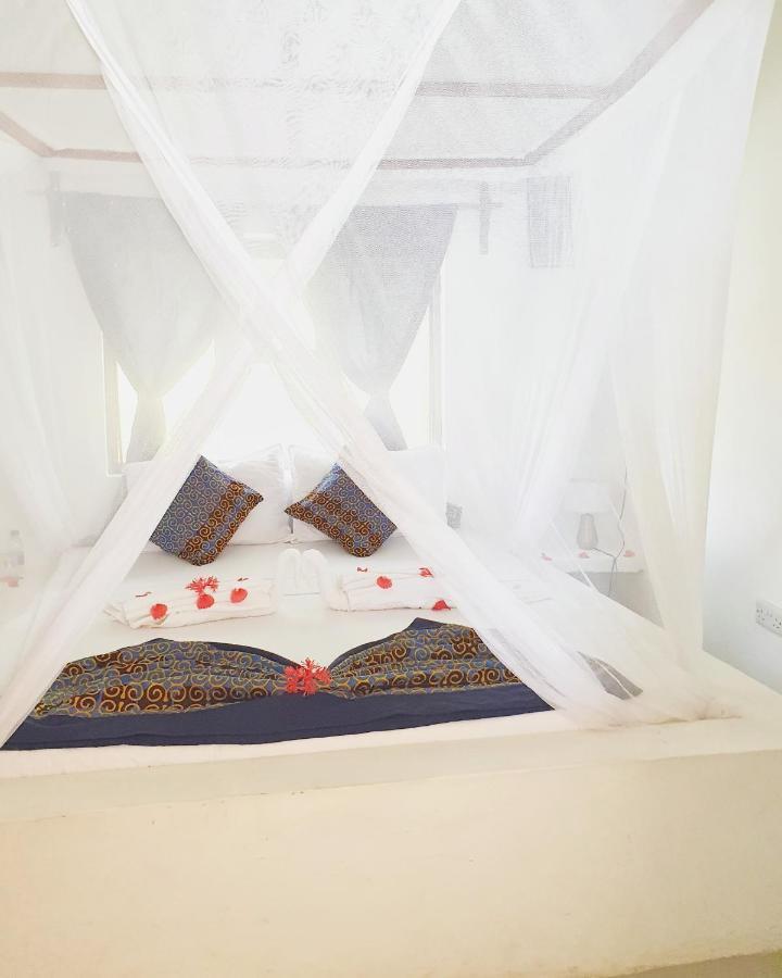 Blue Palm Zanzibar Panzió Bwejuu Kültér fotó