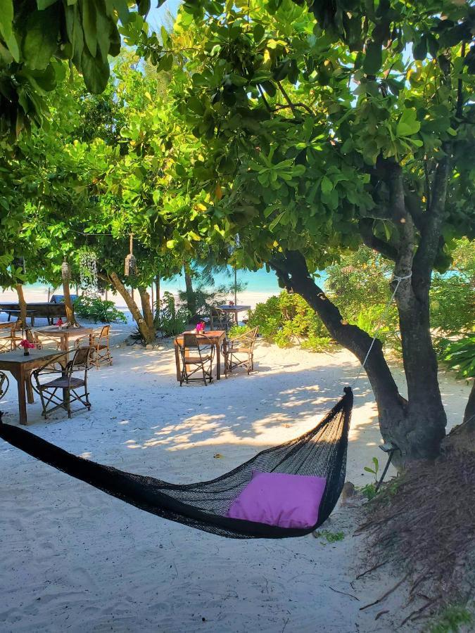 Blue Palm Zanzibar Panzió Bwejuu Kültér fotó