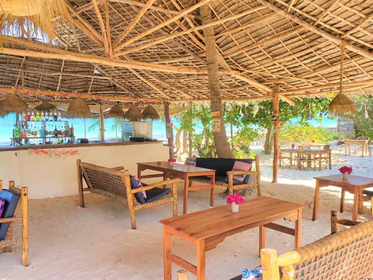 Blue Palm Zanzibar Panzió Bwejuu Kültér fotó