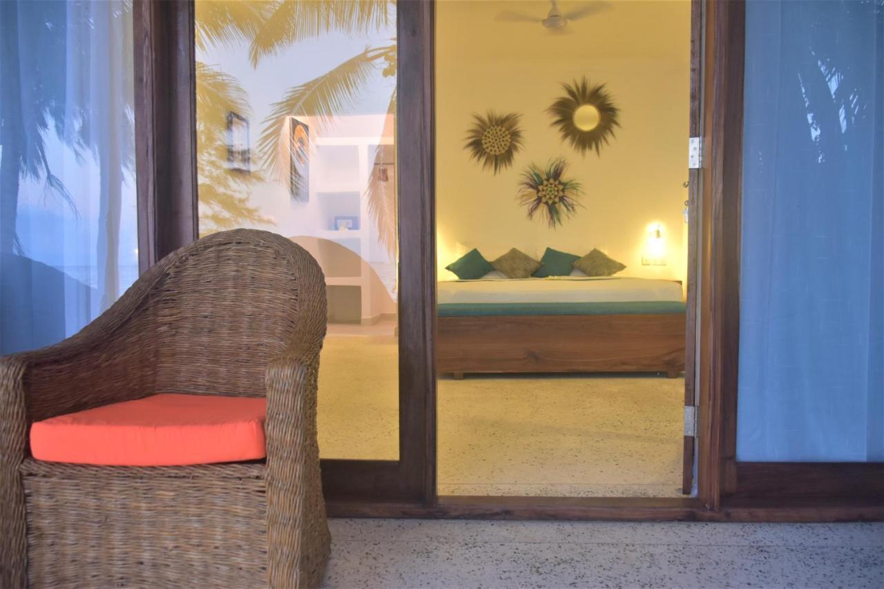 Blue Palm Zanzibar Panzió Bwejuu Kültér fotó
