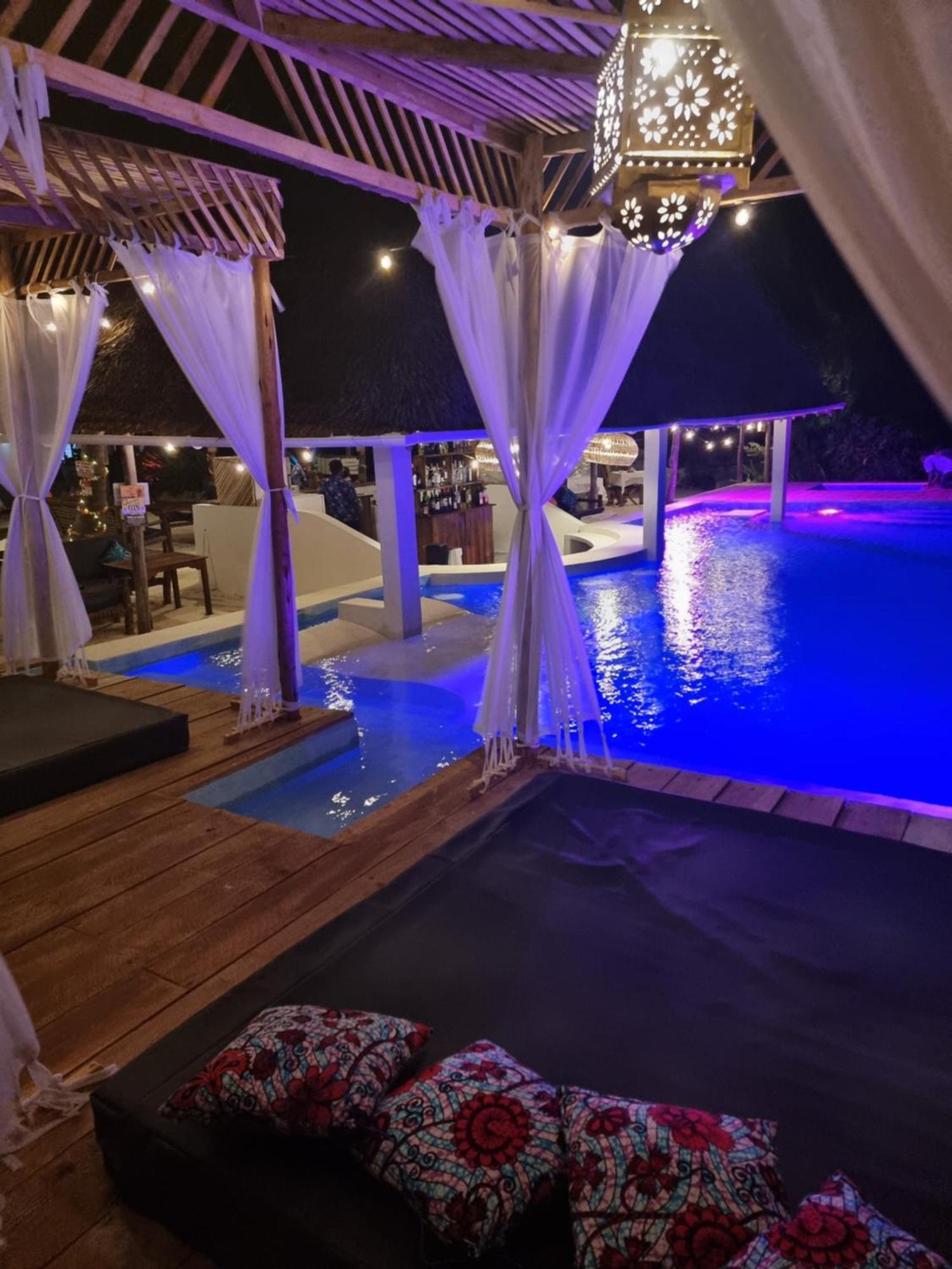 Blue Palm Zanzibar Panzió Bwejuu Kültér fotó